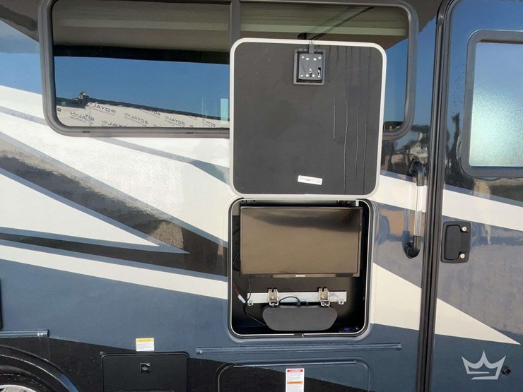 2021-mercedes-benz-sprinter-3500-xd-image-41