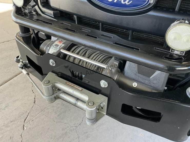 2016-ford-f350-image-11