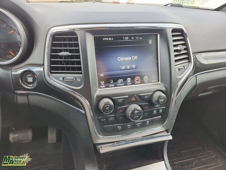 2017-jeep-grand-cherokee-image-21