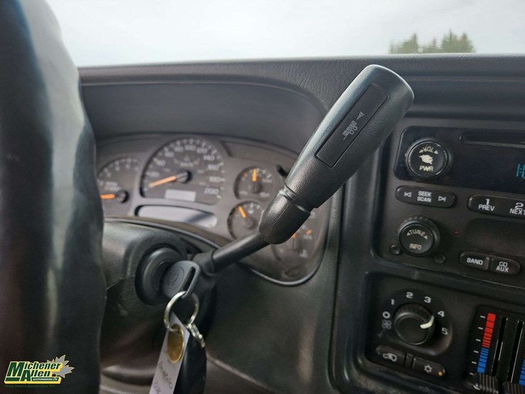 2005-chevrolet-silverado-1500-image-23
