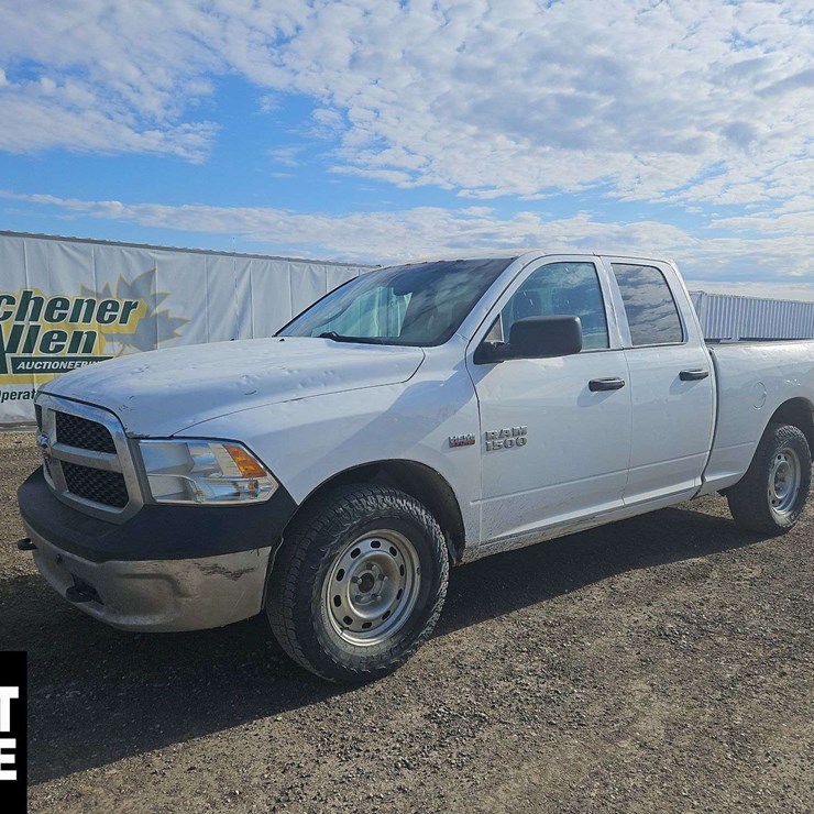2015 DODGE 1500