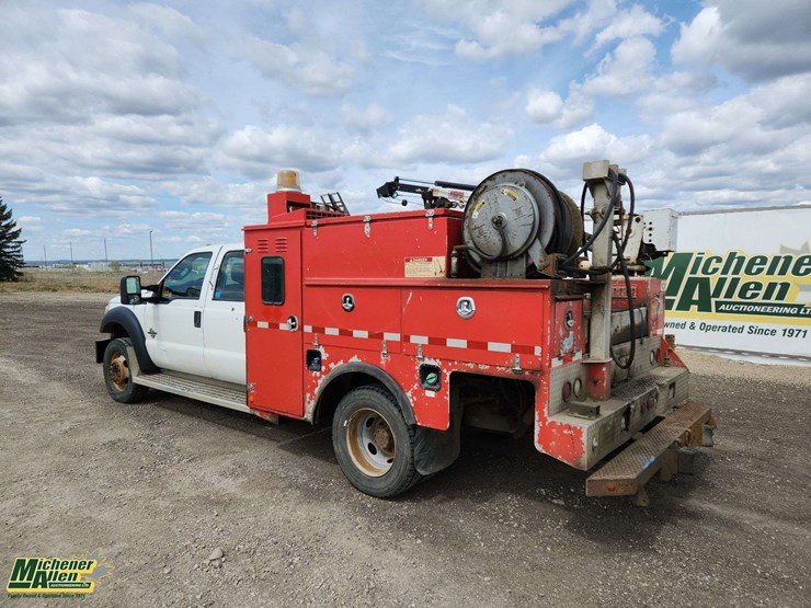 2011-ford-f550-image-3