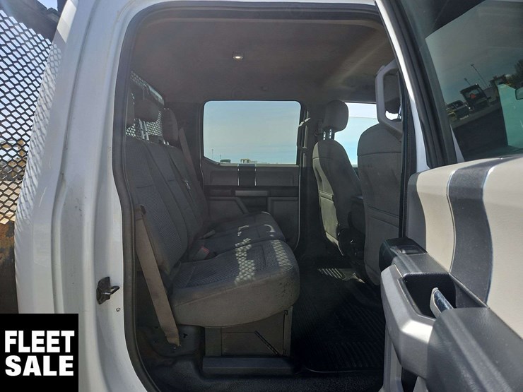 2017-ford-f550-image-39