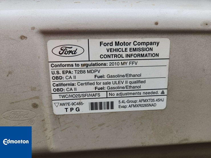 2010-ford-cargo-image-28