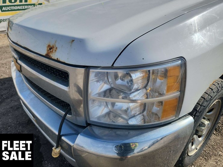 2012-chevrolet-silverado-1500-image-42