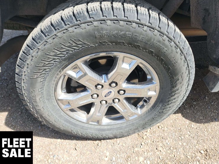 2022-ford-f150-image-12