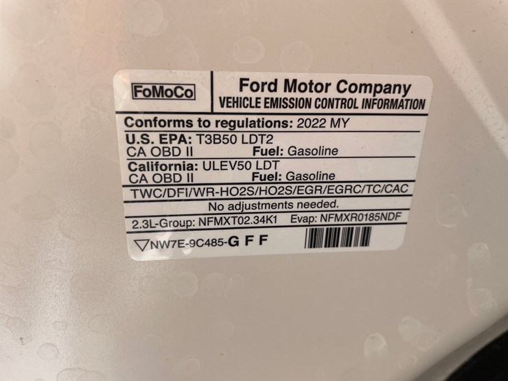 2022-ford-explorer-image-40