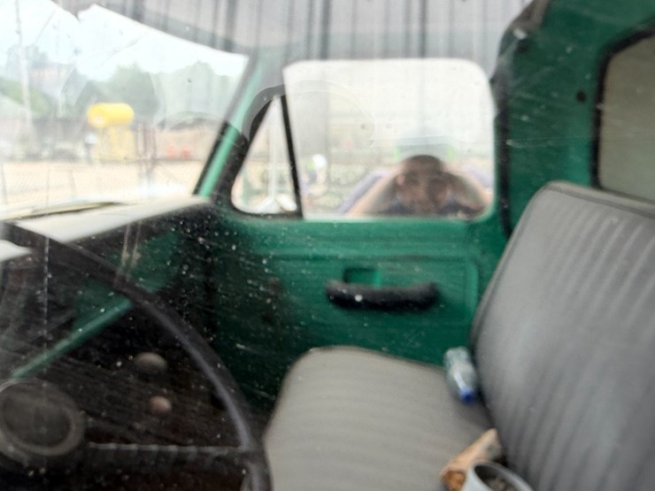 ford-600-image-40
