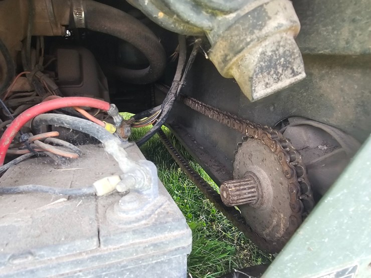 john-deere-gator-image-16