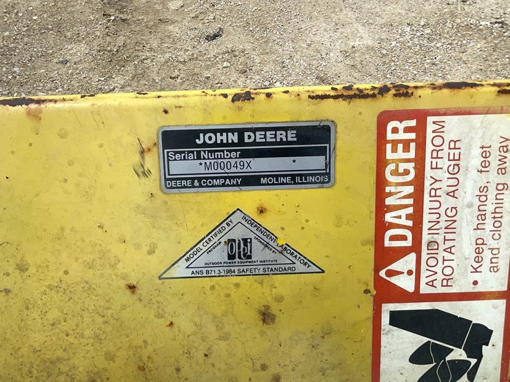 john-deere-318-image-25