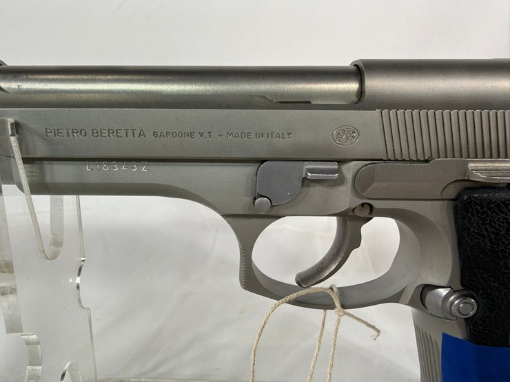 #41-•-beretta-92fs-9mm-pistol-l183432-image-6