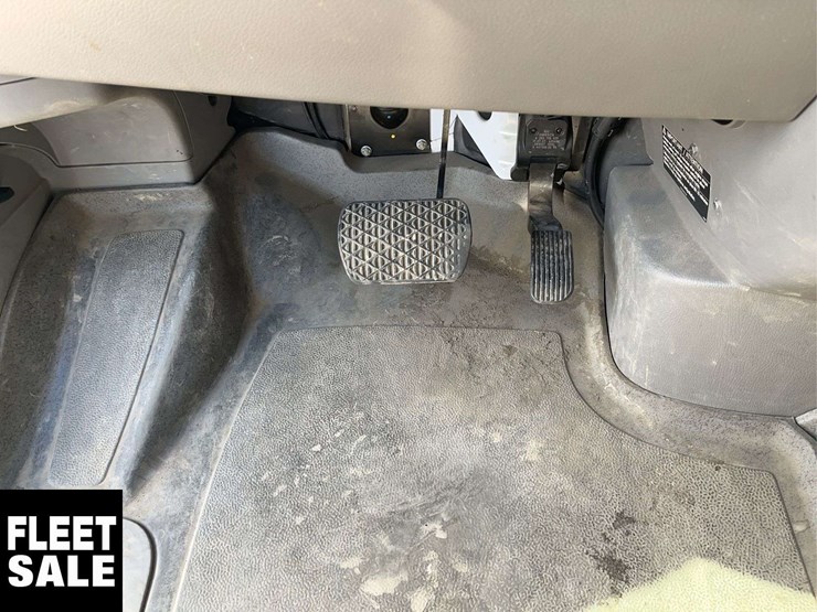 2017-mercedes-benz-sprinter-3500-xd-image-17