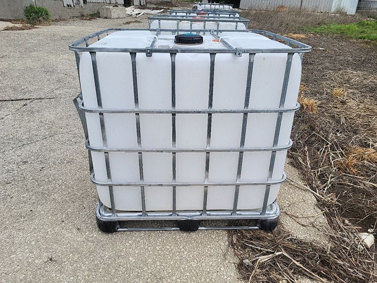 tote-w/valve---tag-#1242-image-7
