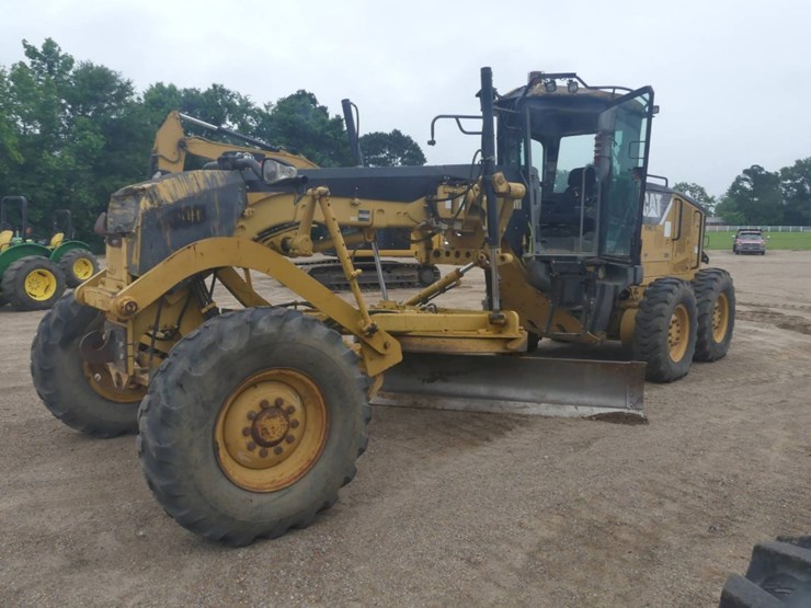 2008-caterpillar-140m-vhp-image-1