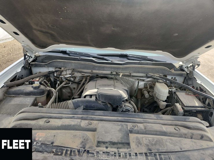 2017-chevrolet-silverado-2500hd-image-29