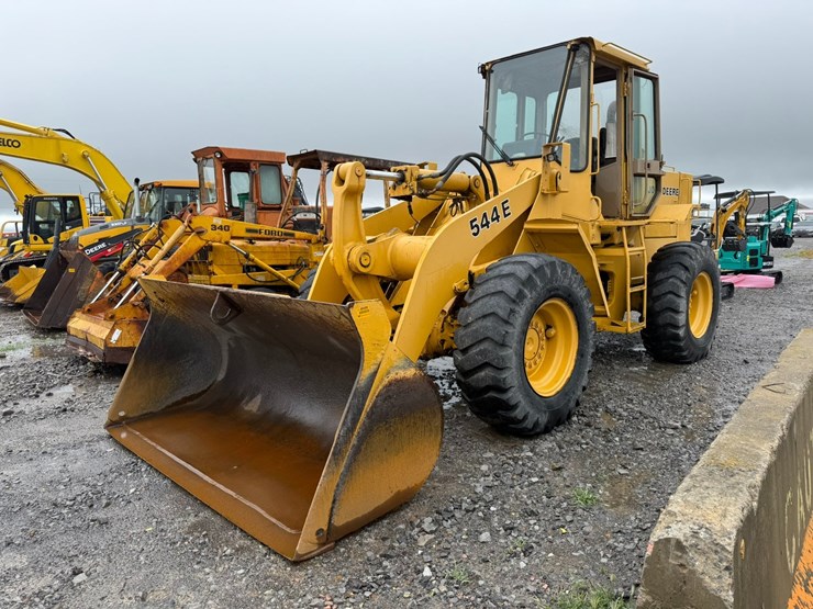 deere-544e-image-1