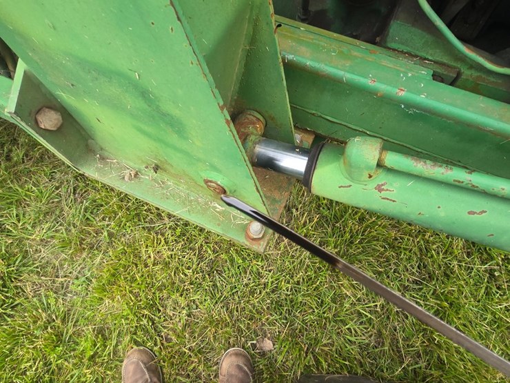 john-deere-2840-image-17
