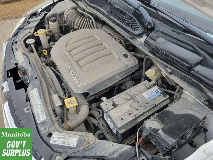 2011-dodge-grand-caravan-image-38