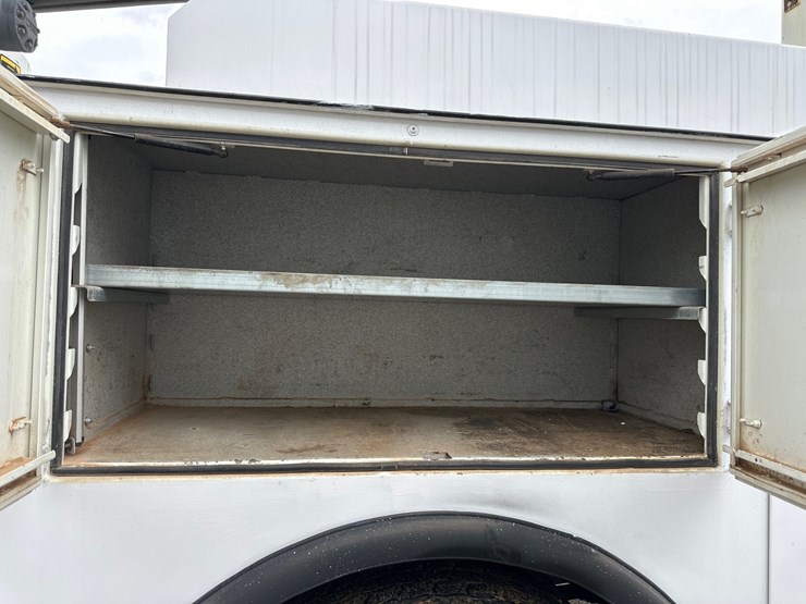 2015-international-durastar-4400-image-10