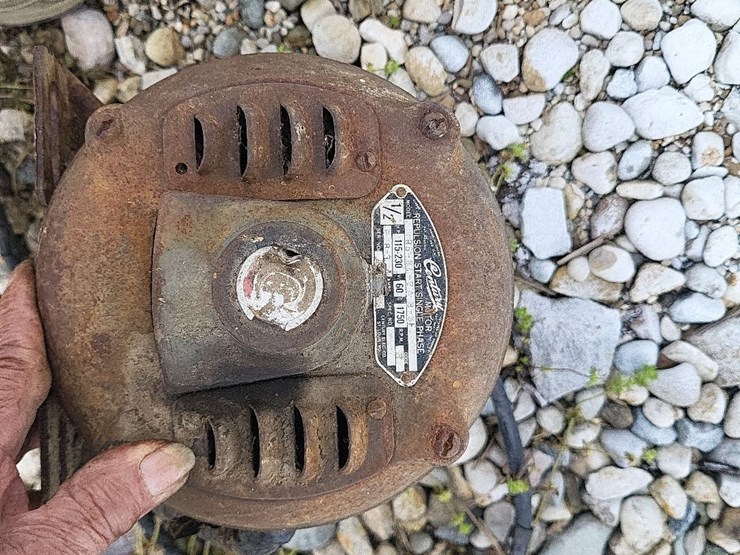 century-1/2hp-electric-motor-w/pulley,-110-volt---working-condition-image-4
