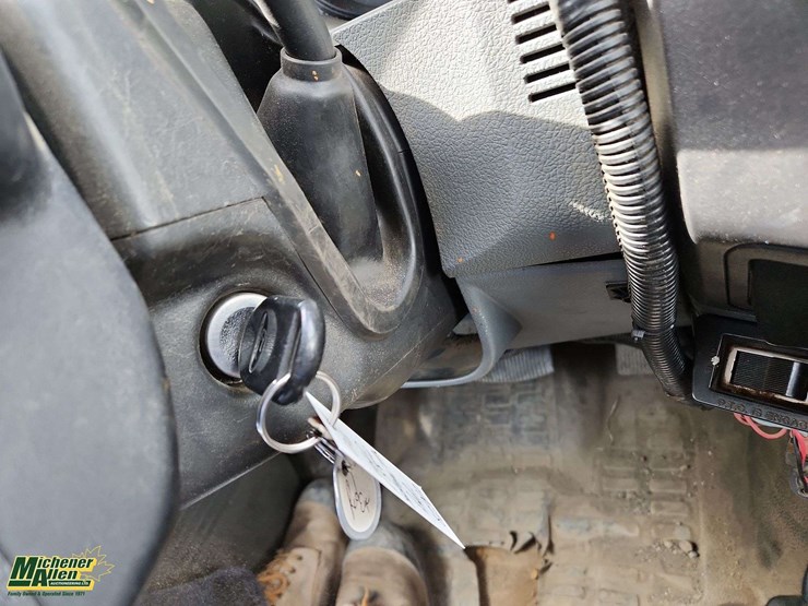 2011-ford-f550-image-11