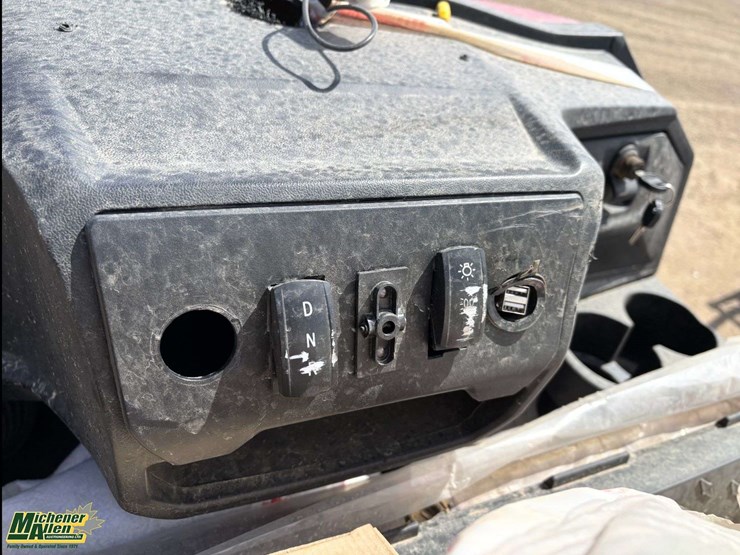 unused-iranch-sdlc80-golf-cart-image-15