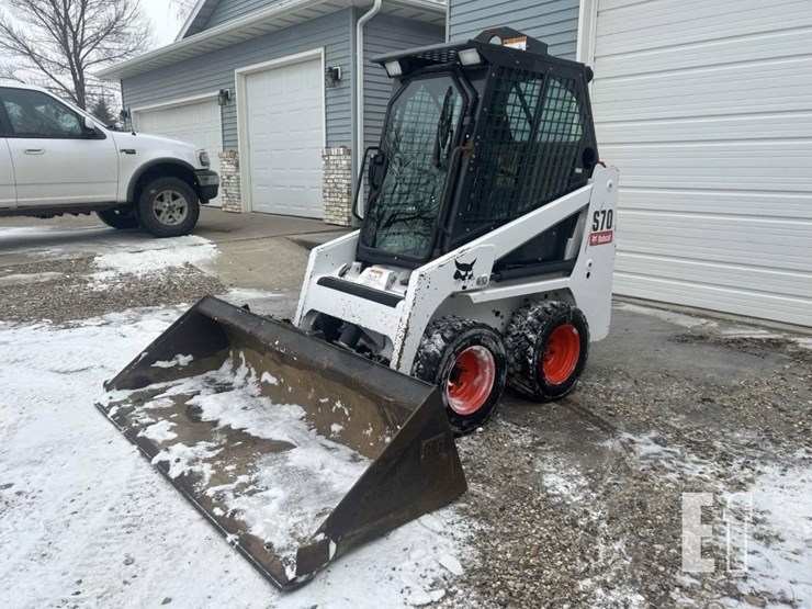 2016-bobcat-s70-image-4
