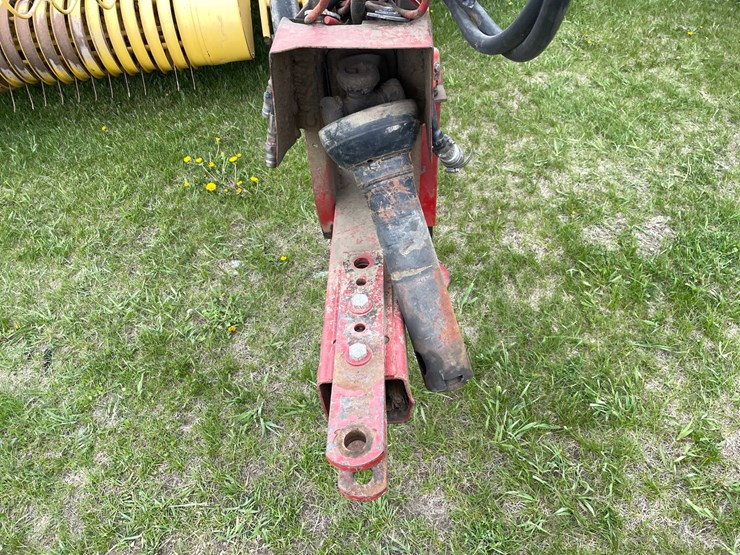 new-holland-790-image-15