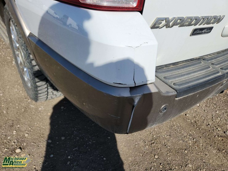 2004-ford-expedition-image-43