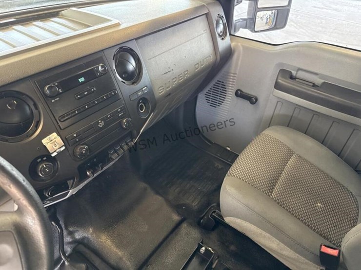 2012-ford-f350-image-19