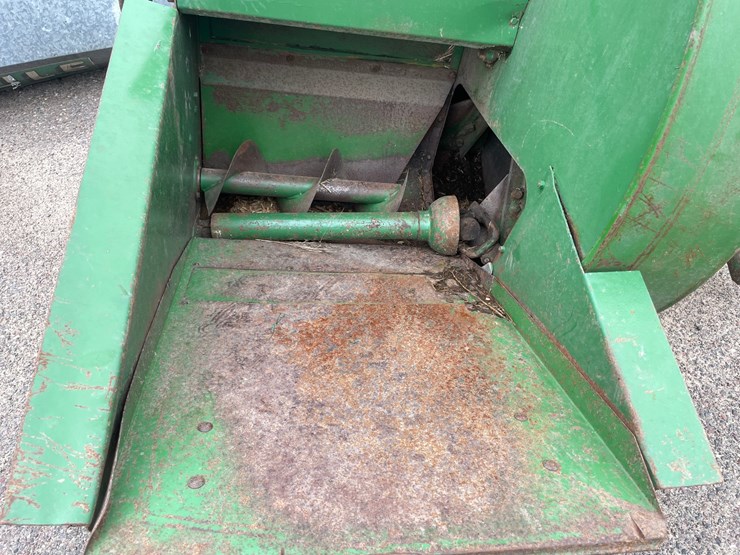 john-deere-65-image-6
