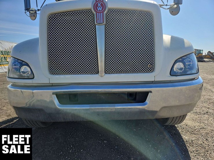 2015-kenworth-t370-image-28