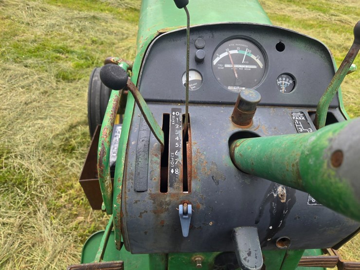 john-deere-4020-image-39