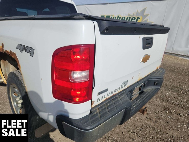 2012-chevrolet-silverado-1500-image-36