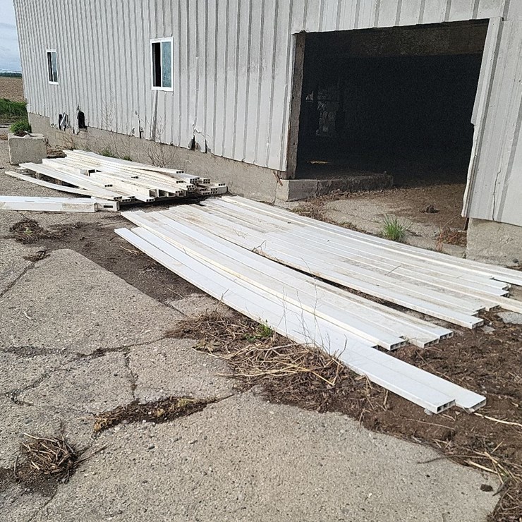 PVC White Fence w/Post