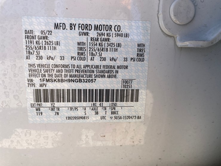 2022-ford-explorer-image-28