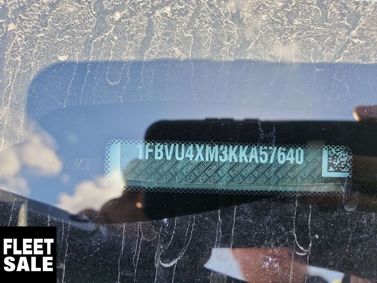 2019-ford-transit-image-33