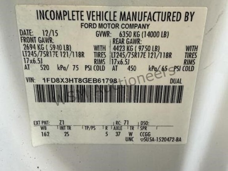 2016-ford-f350-image-17