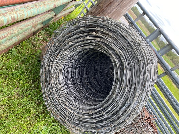 red-brand-woven-wire-and-barb-wire-fence-rolls-image-2
