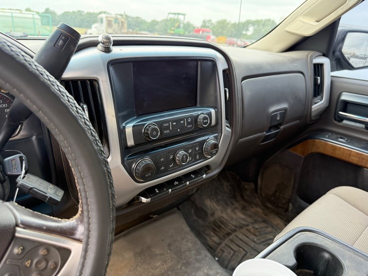 2015-gmc-1500-image-73