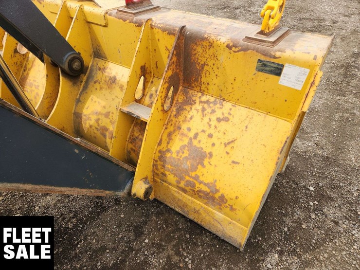 deere-410l-image-33