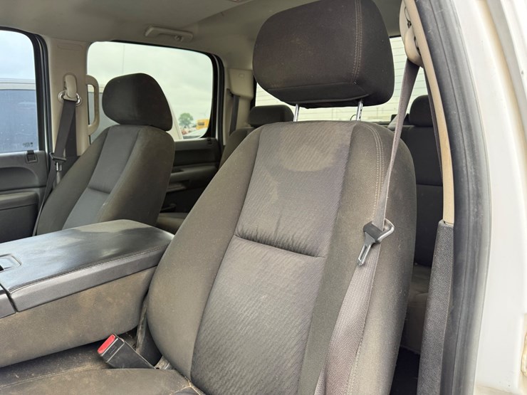 2015-gmc-2500hd-image-65
