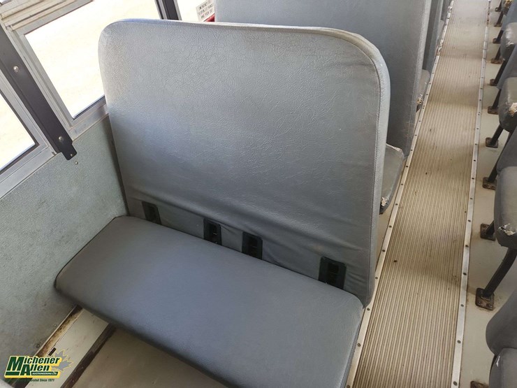 2011-ic-bus-ce-image-22