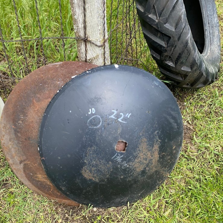 new John Deere 22"  disc blades