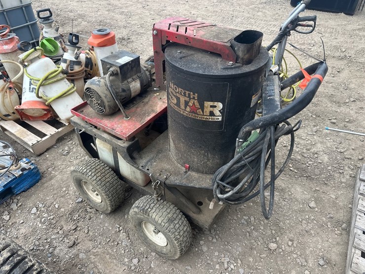 #2445-•-north-star-hot-water-pressure-washer-image-1