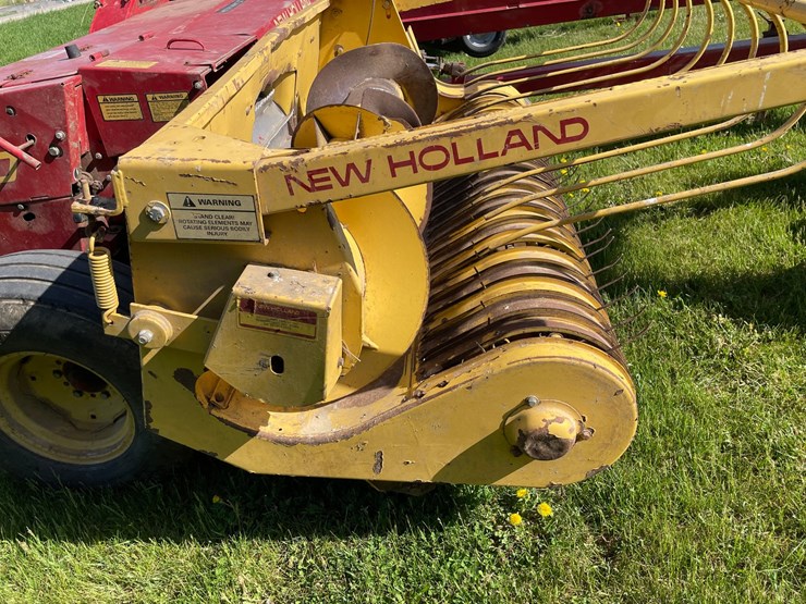 new-holland-790-image-18