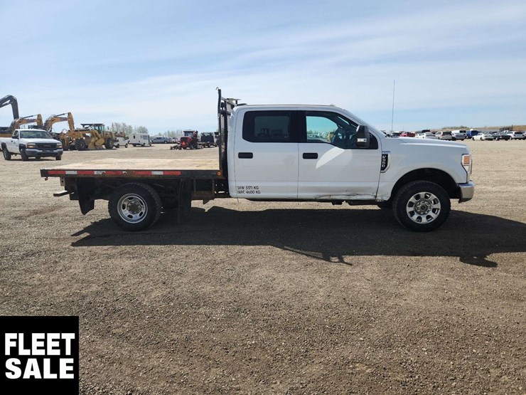 2020-ford-f350-image-8