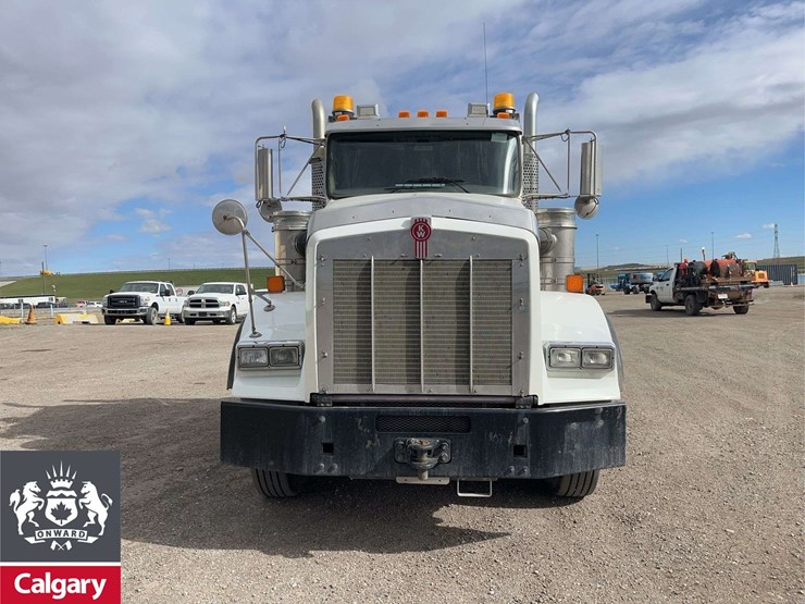 2014-kenworth-t800-image-8