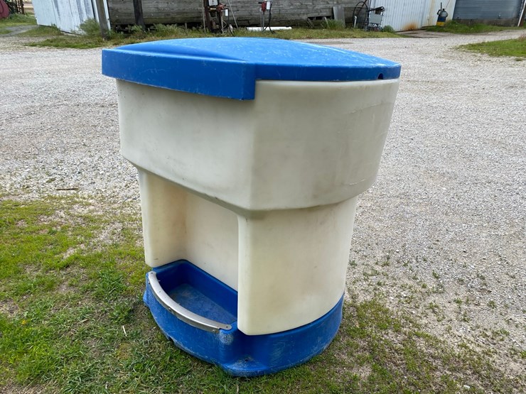 pax-poly-water-tank-image-1