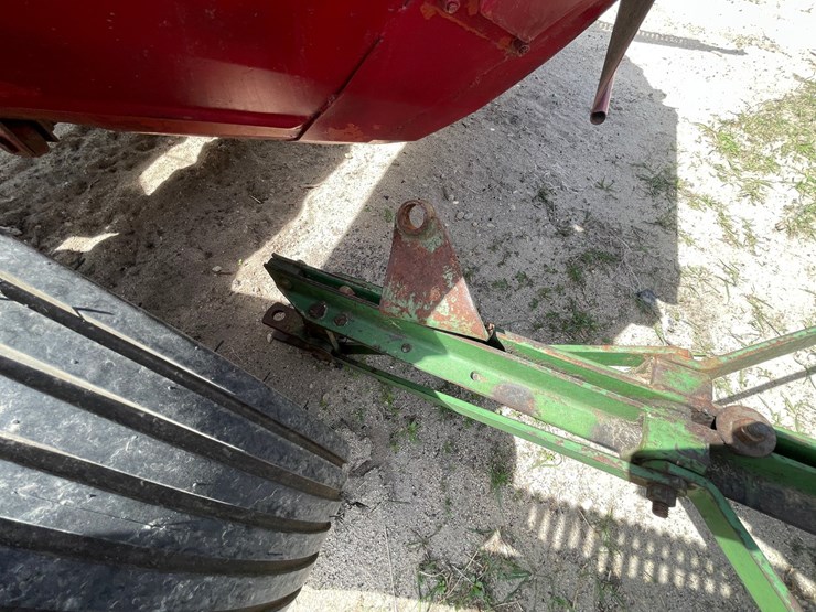 john-deere-8-image-26